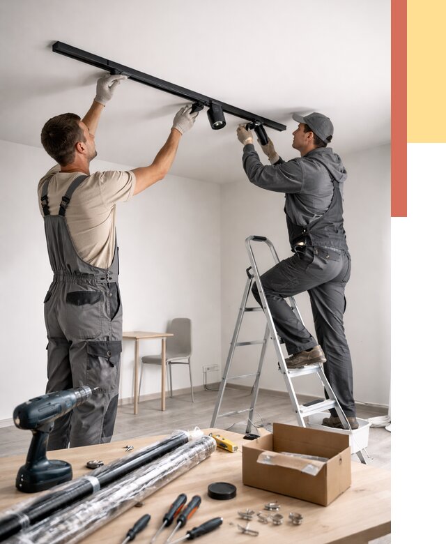 Установка трековых светильников в натяжной потолок в Городце от 4252 руб. | ОТДЕЛОЧНИК-Грд